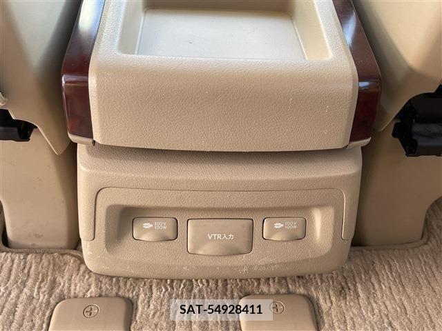 Toyota ALPHARD 2011-02 299851-15