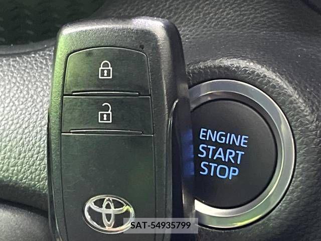Toyota YARIS 2022-05 371434-6