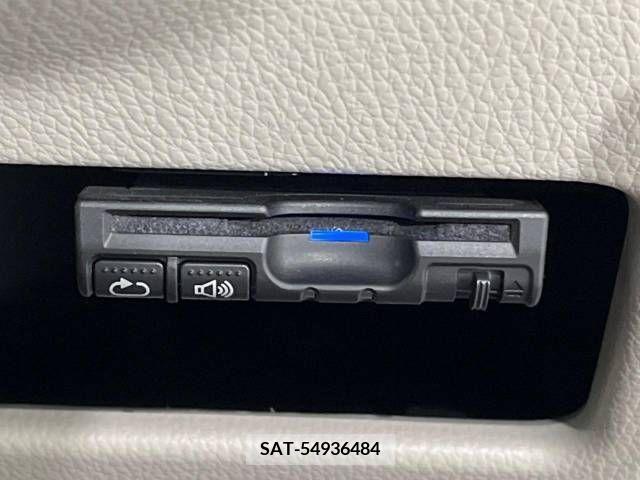 Nissan ROOX 2017-05 323836-6