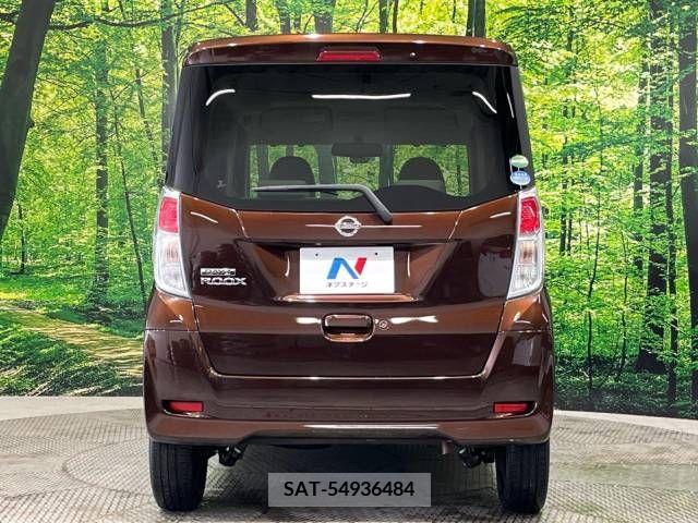Nissan ROOX 2017-05 323836-15
