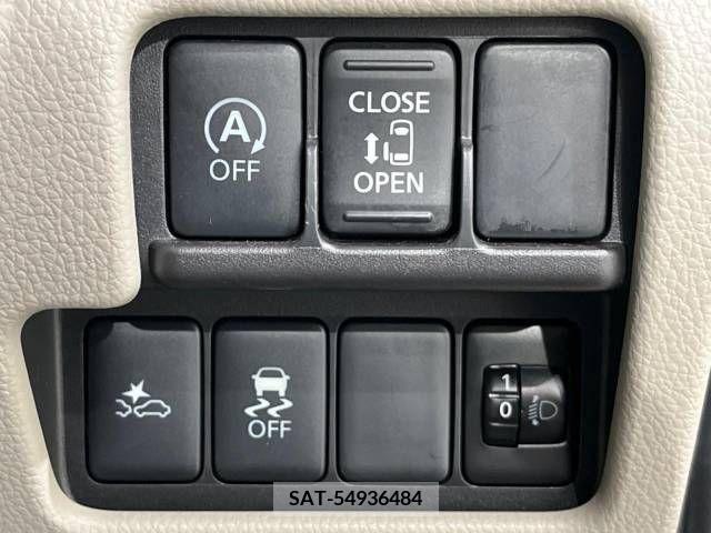 Nissan ROOX 2017-05 323836-2