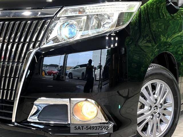 Toyota ESQUIRE 2015-03 377431-12