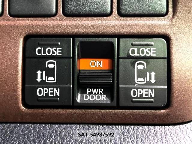 Toyota ESQUIRE 2015-03 377431-3