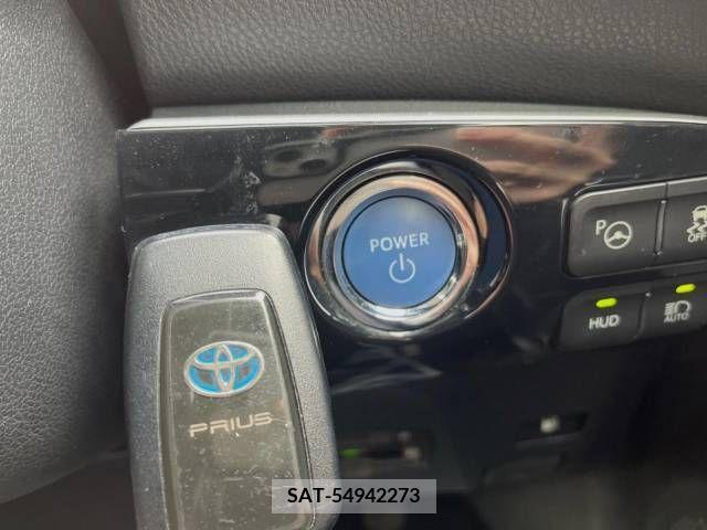 Toyota PRIUS 2017-08 322303-7