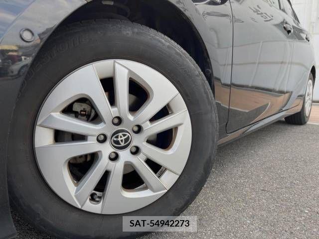 Toyota PRIUS 2017-08 322303-13