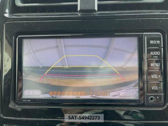 Toyota PRIUS 2017-08 322303-3