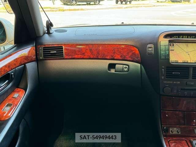 Toyota CELSIOR 2004-02 263963-15