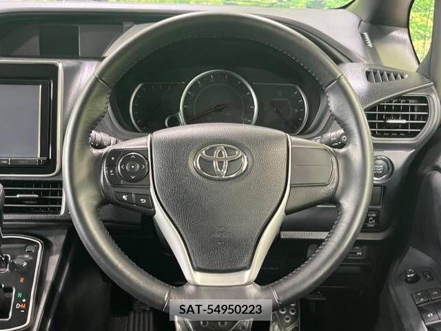 Toyota VOXY 2014-02 321672-12