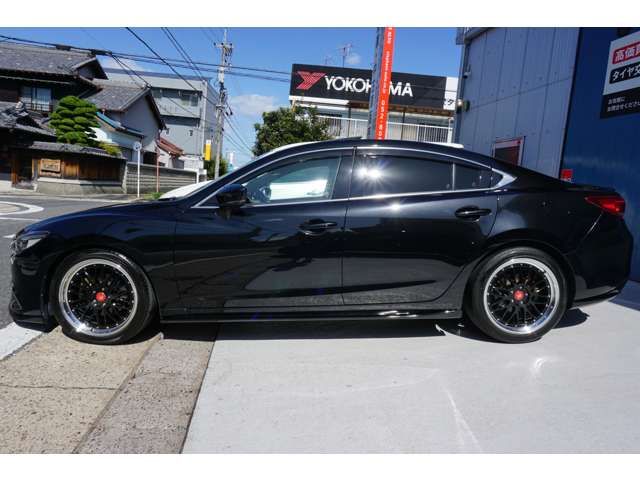 Mazda ATENZA 2017-04 24827-16