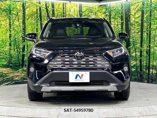 Toyota RAV4 2020-04 220309-14