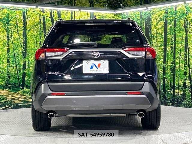 Toyota RAV4 2020-04 220309-15