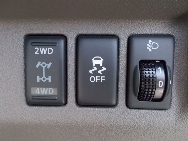 Nissan MARCH 2019-01 12307-14