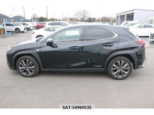 Lexus UX 2020-12 388110-8
