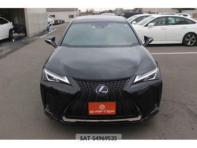 Lexus UX 2020-12 388110-5