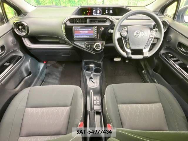 Toyota AQUA 2020-10 225063-1