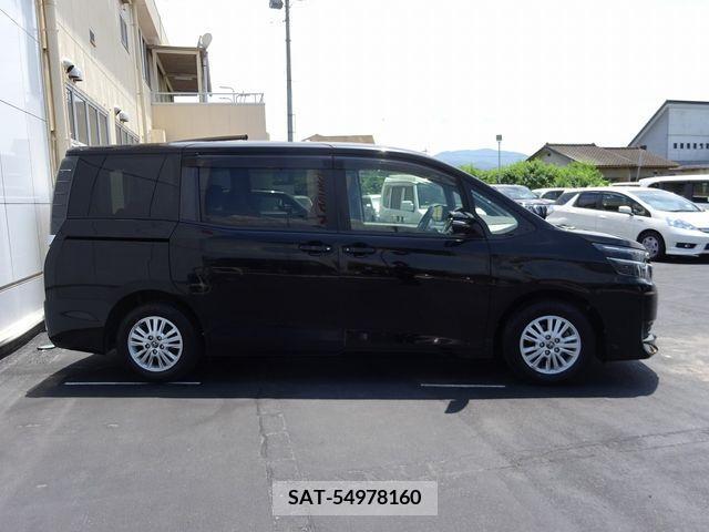 Toyota VOXY 2014-10 321422-3