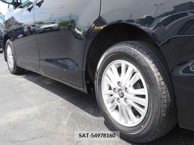 Toyota VOXY 2014-10 321422-9
