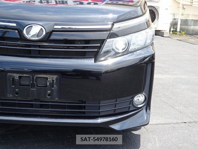 Toyota VOXY 2014-10 321422-14