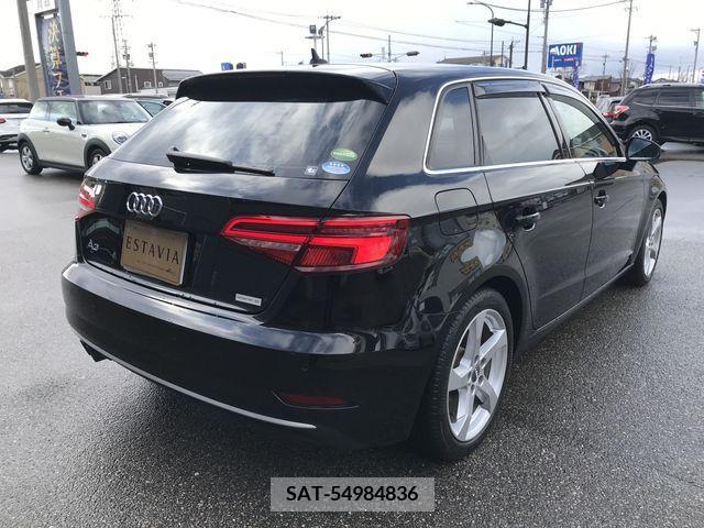 Audi A3 2019-09 213399-2