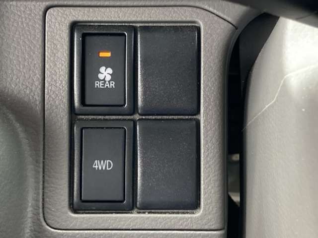 Suzuki EVERY 2021-01 11777-13