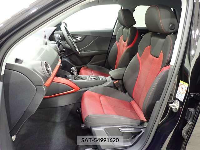 Audi Q2 2019-08 356577-15