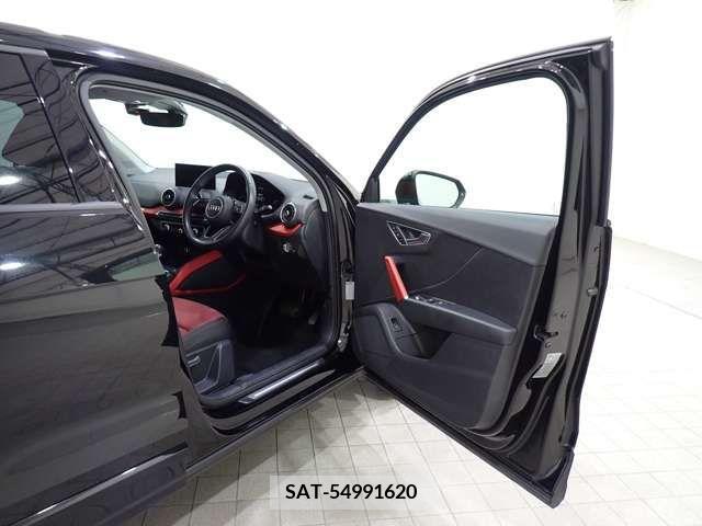 Audi Q2 2019-08 356577-19