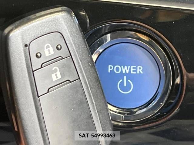 Toyota PRIUS 2019-09 366424-7