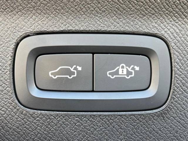 Volvo XC90 2020-10 189423-9