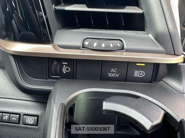 Toyota CROWN 2023-04 358174-16