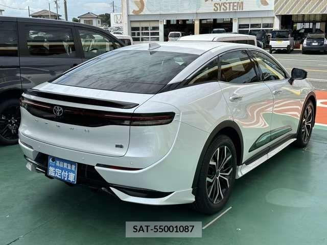 Toyota CROWN 2023-04 358174-13