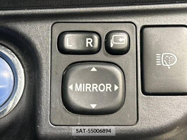 Toyota AQUA 2013-07 349590-6
