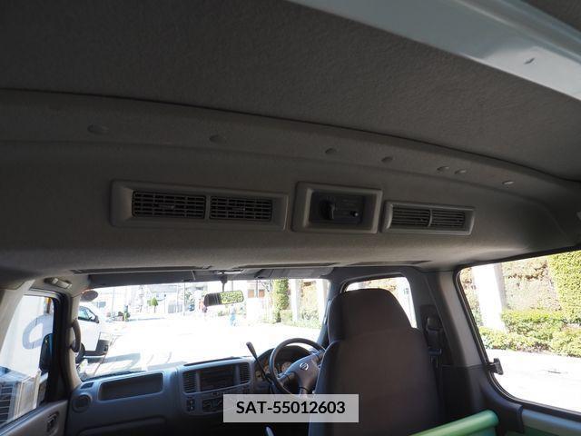 Nissan CARAVAN COACH 2003-03 373419-16