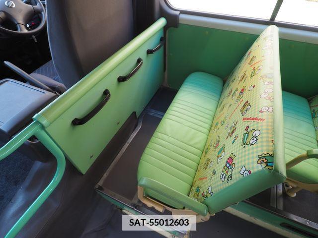 Nissan CARAVAN COACH 2003-03 373419-3