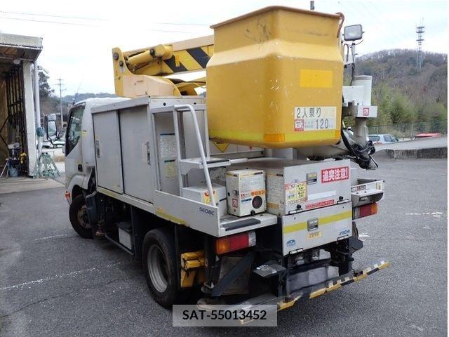 Hino DUTRO 2010-02 296655-2