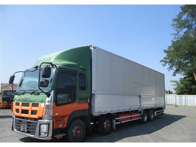 Isuzu GIGA 2010-09 2992-0
