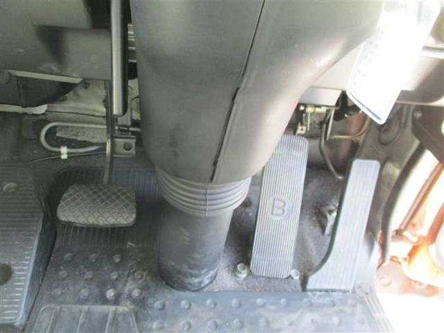 Isuzu GIGA 2010-09 2992-6