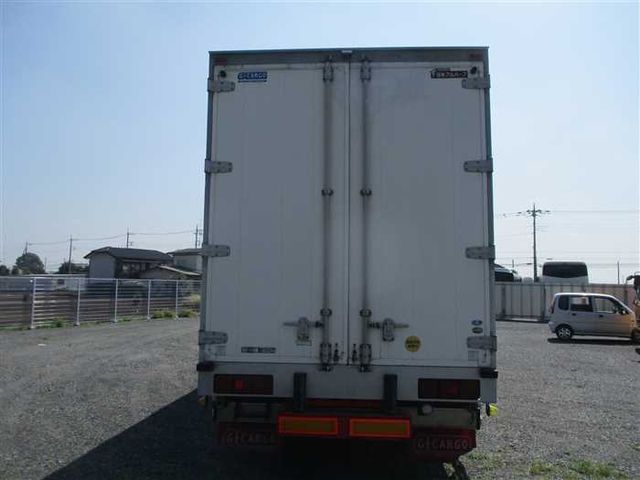 Isuzu GIGA 2010-09 2992-3