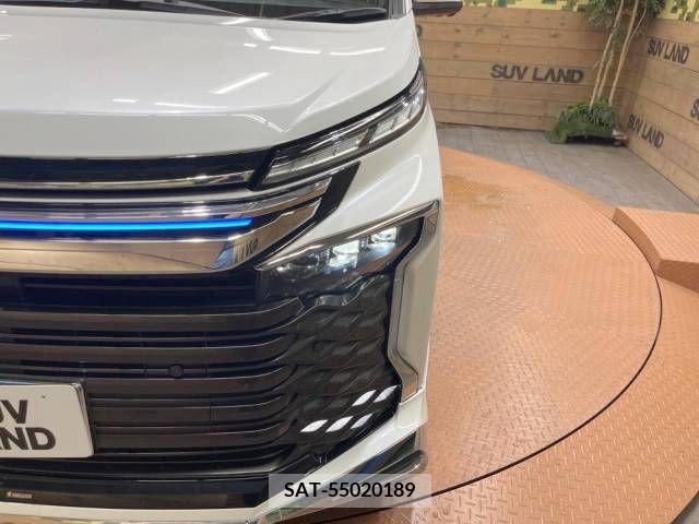 Toyota VOXY HYBRID 2022-09 340313-12