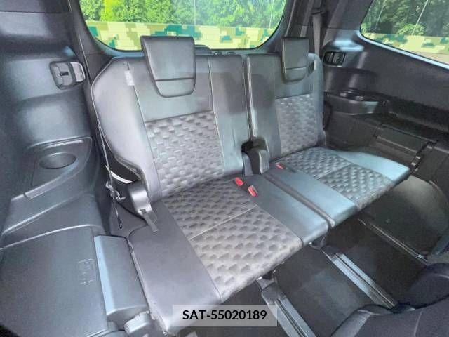 Toyota VOXY HYBRID 2022-09 340313-10