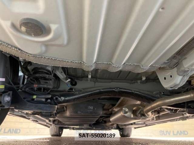Toyota VOXY HYBRID 2022-09 340313-19