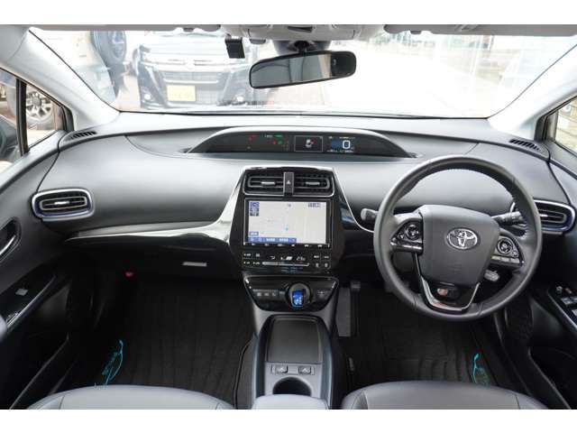 Toyota PRIUS 2019-05 12276-4