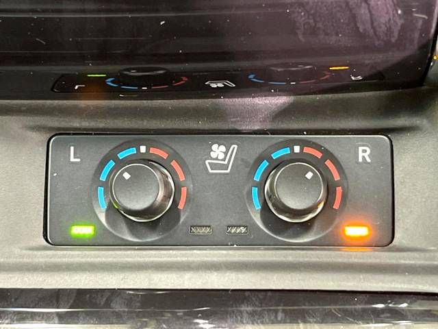 Toyota VELLFIRE 2021-01 15596-7