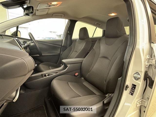 Toyota PRIUS 2021-01 349915-29