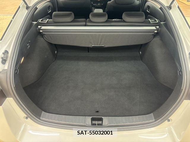 Toyota PRIUS 2021-01 349915-9