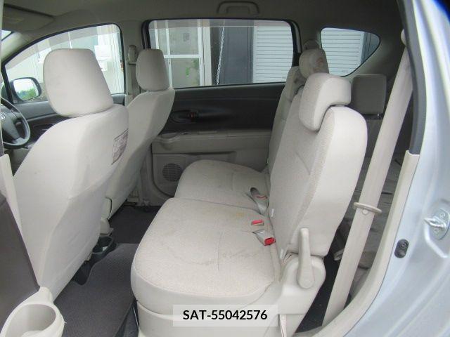 Toyota PASSO SETTE 2010-05 384813-4