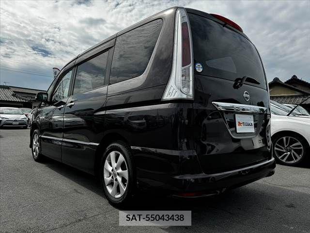 Nissan SERENA 2011-09 284293-11