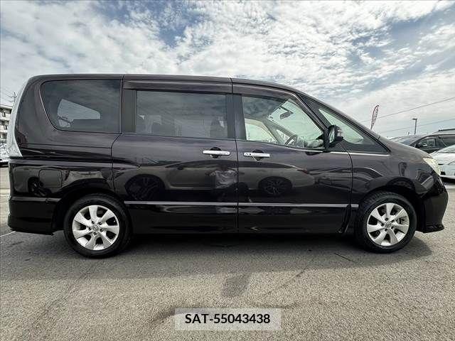 Nissan SERENA 2011-09 284293-10
