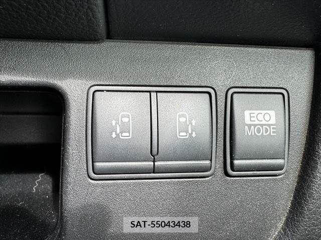 Nissan SERENA 2011-09 284293-5
