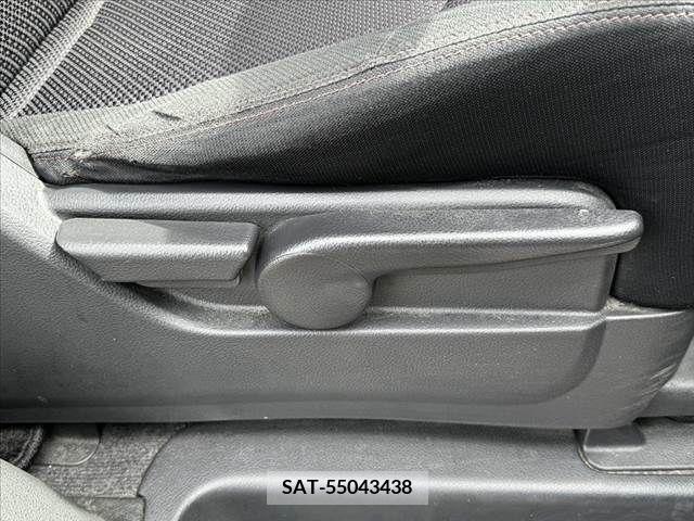 Nissan SERENA 2011-09 284293-26