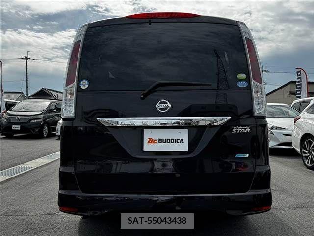 Nissan SERENA 2011-09 284293-12